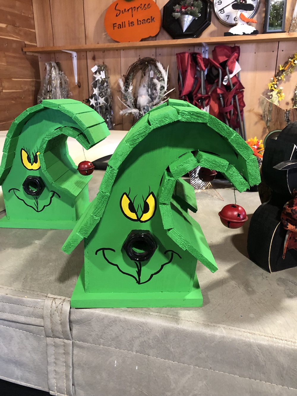 Wooden frog decorations